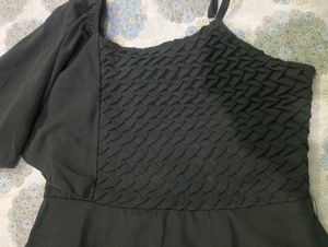Stylish Black One-Shoulder Top