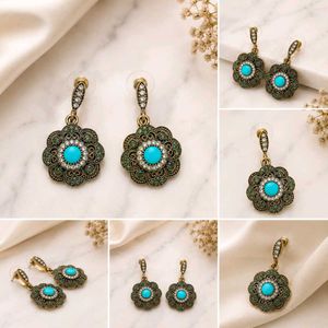 Vintage Antique Turquoise Stone Earrings