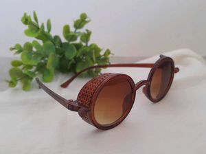 Trendy Round Brown Sunglasses - Retro Style