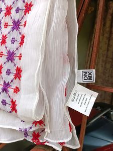 Branded New Beautiful Scarf For Women 🤍♥️💜🤍