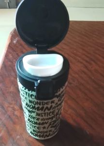 Wonder Woman Travel Mug no use push button