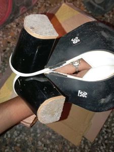 White Pointed Toe Mules - SSS