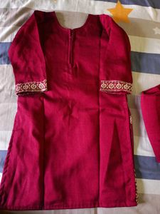 Elegant Maroon Kurta Set with Golden Embroidery