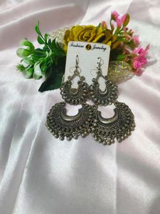 Long Earrings Soldier Length