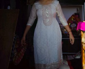 Elegant White Kurta Set with Embellished Neckline