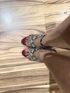Embellished heel Sandals