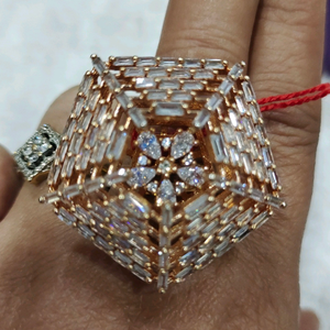 CZ stone   big finger ring