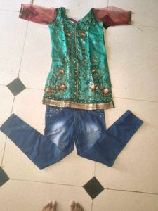 y2k top and jeans