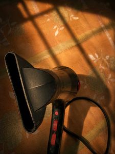 blow dryer