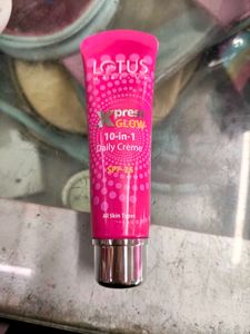 Lotus Make-Up Xpress Glow Daily Creme