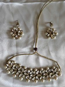 Elegant Pearl &amp; Crystal Necklace Set