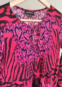Vibrant Pink &amp; Black Heart Print top