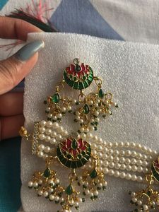 Elegant Pearl Choker Necklace with Earrings