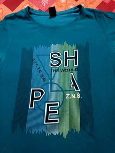 Stylish Men's Teal Graphic T-Shirt