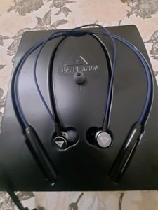 Boult Neckband Working Condition