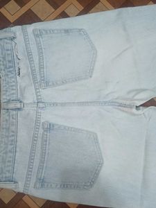 ⚡ ⚡ Flash Sale ⚡ ⚡ Wash Cropped Jeans