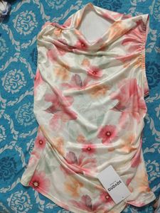 Chic Floral Ruched Sleeveless Top