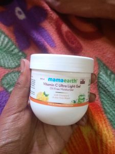 Mama Earth Vitamin C Ultra Light Gel