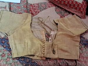 💞💞Golden  blouse