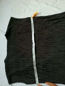 Textured V-Neck Top