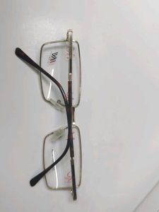 Classic Gold Frame Eyeglasses