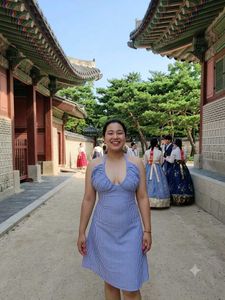 dress backless