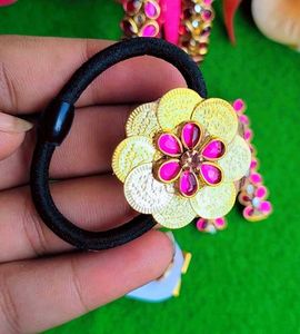 Jewellery Set bangles, hair band, clips studs