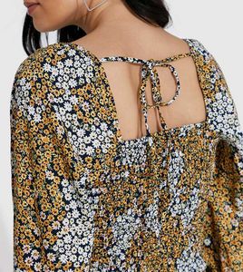 Floral Print Puff Sleeve Top