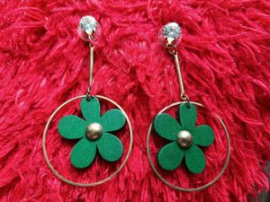 Boho Star &amp; Green Flower Earrings combo of 2
