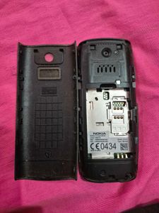 Nokia X2-02 Mobile Phone
