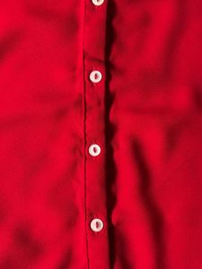 Red Victorain Top With Ruffled Hem