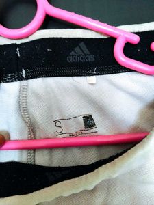 Adidas grey Track Pants (little sing of use. u ne