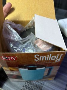 Smiley Pink Insulated Coffee Mug