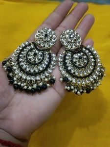Elegant Kundan &amp; Pearl Jhumkas