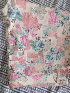 Floral Print pant. unused