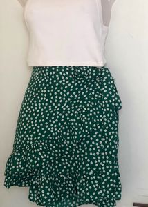 💚Green Floral Ruffle Mini Skirt
