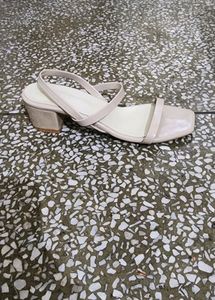 Eridani Beige Block Heels