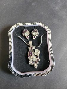 Elegant Silver Tone Pendant & Earring Set