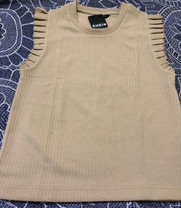 Ribbed Knit Ruffle-Trim V-Neck Top - Neutral Beige