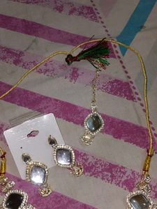 Elegant Mirror Work Necklace Set