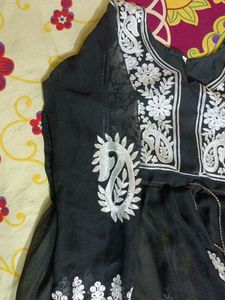 Short Beautiful Chikenkarikurti
