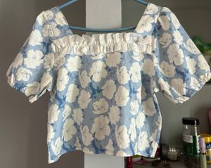 FLORAL PRINT CROP TOP