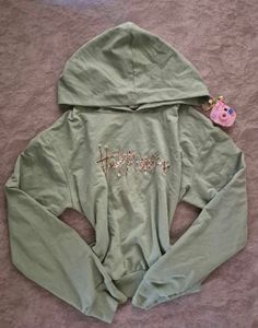 *happiness green hoodie ♡‧₊˚*