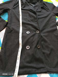 Chic Black Double-Breasted Blazer