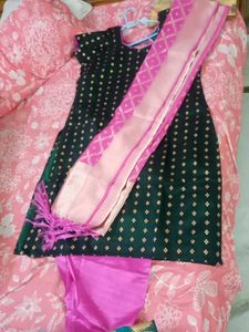Green &amp; Gold Floral Print Kurti