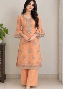 🧡Unstichchid Embroidered pakistani suite🧡