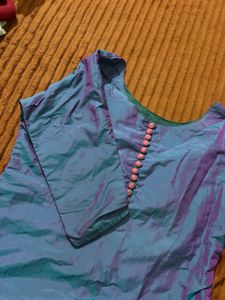 Tailor made kurti - multicolor under sunlight