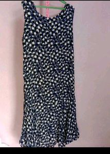 Navy &amp; White Sleeveless Dress