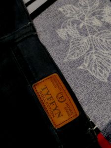 Black Jeans
