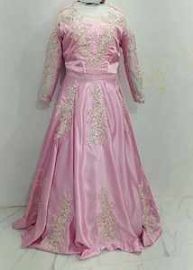 Elegant Pink 🩷 gown